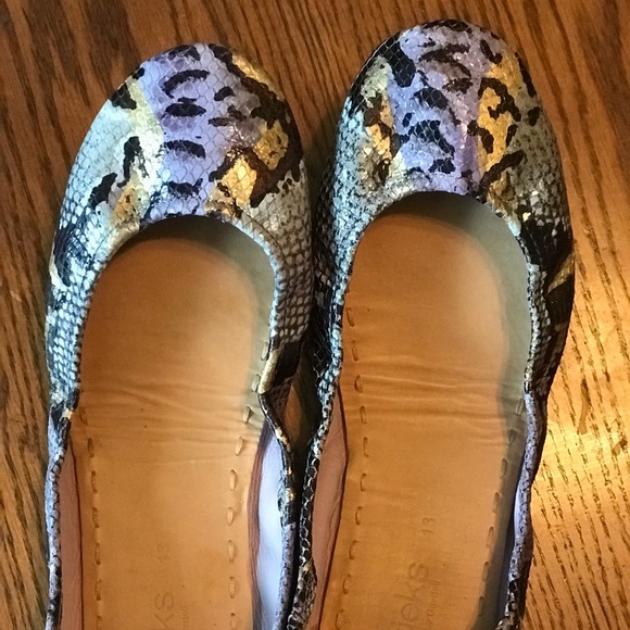 Tieks Lavender Snake Size 13 - Picture 2 of 8
